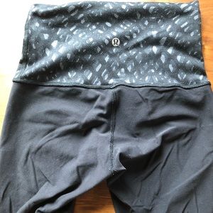 Lululemon Wunder Under Crops